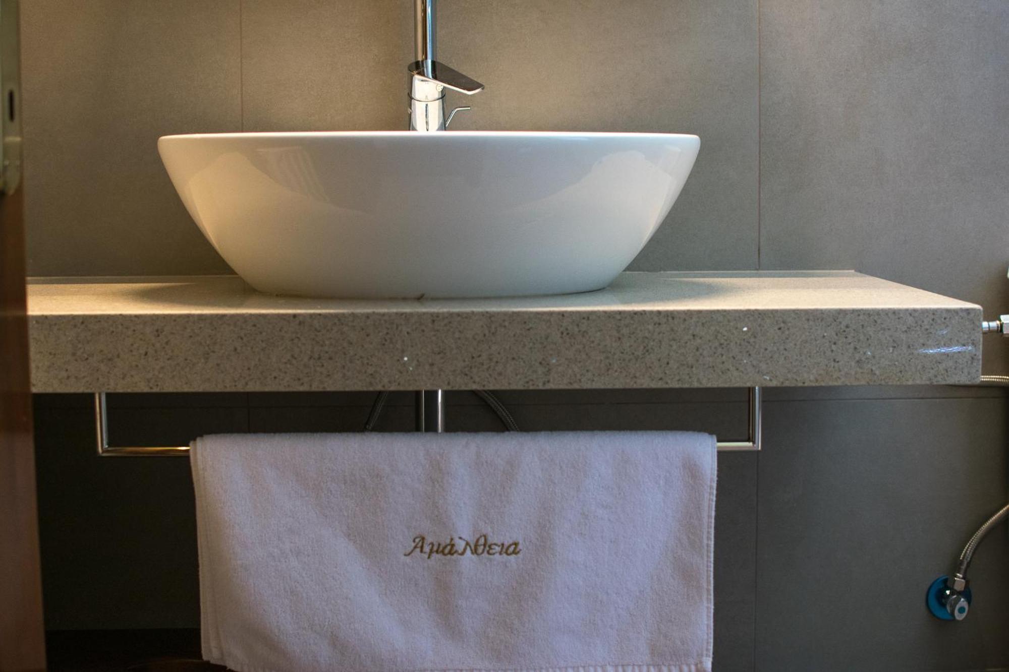 טסגרדה Amalthia Traditional Guesthouse חדר תמונה